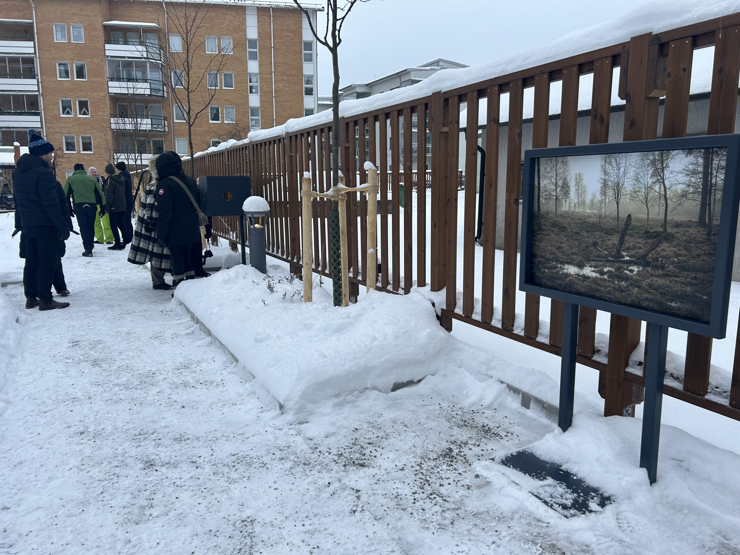 GALLERI HEMMAVÉ – EN UTSTÄLLNING UNDER STJÄRNORNA